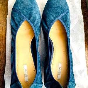 𝅺GEOX Blue Suede Wedges